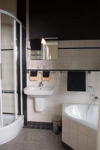 B&B Aan De Singelgracht 브레다 외부 사진